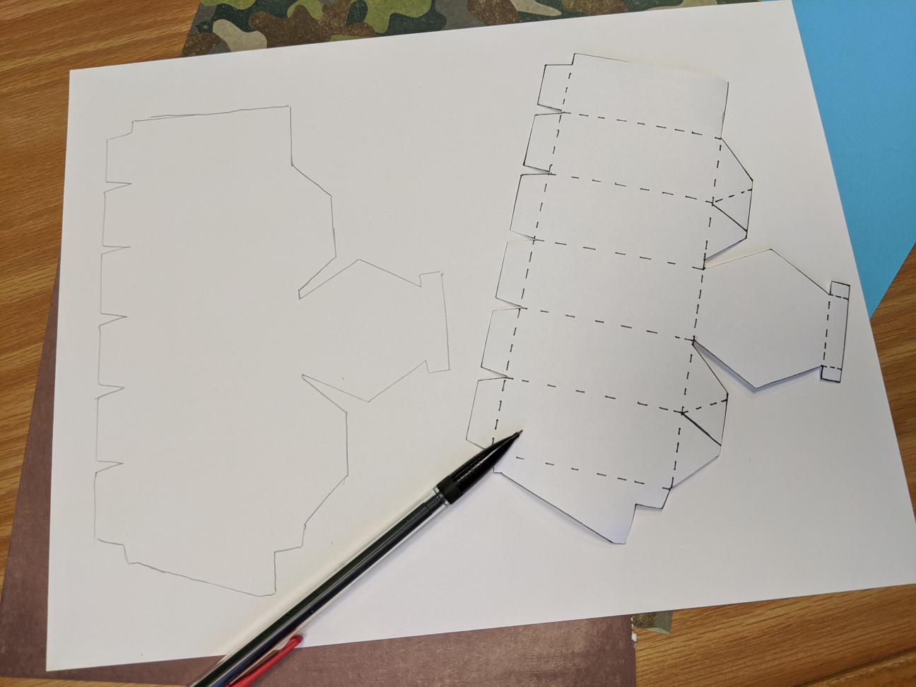 Picture of tracing the pattern onto paper