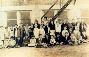 Teacher and students in High Springs