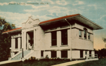 postcard of Gainesville Public Library built in 1918