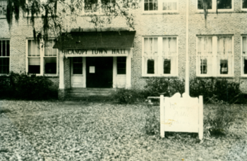 Micanopy Branch in City Hall 1976